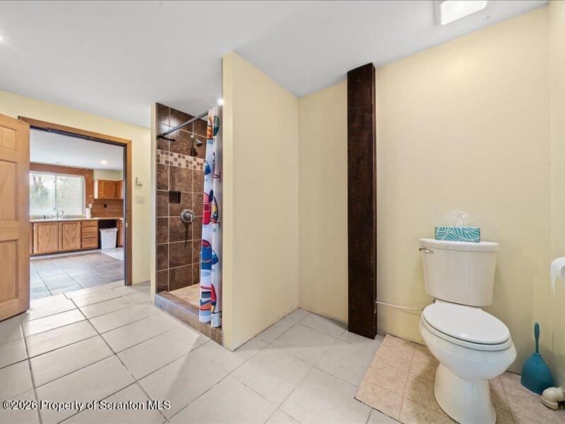 9892 Forest Lake Road Montrose, PA 18801 - Photo 13 of 35 Apt bathrm