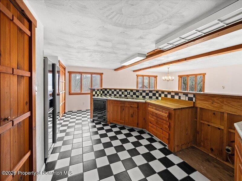 9892 Forest Lake Road Montrose, PA 18801 - Photo 16 of 35 Kitchen