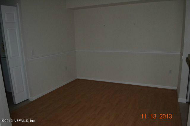 8550 Touchton Road, Unit 1432 Jacksonville, FL 32216 - Photo 3 of 12 3 Dining Room