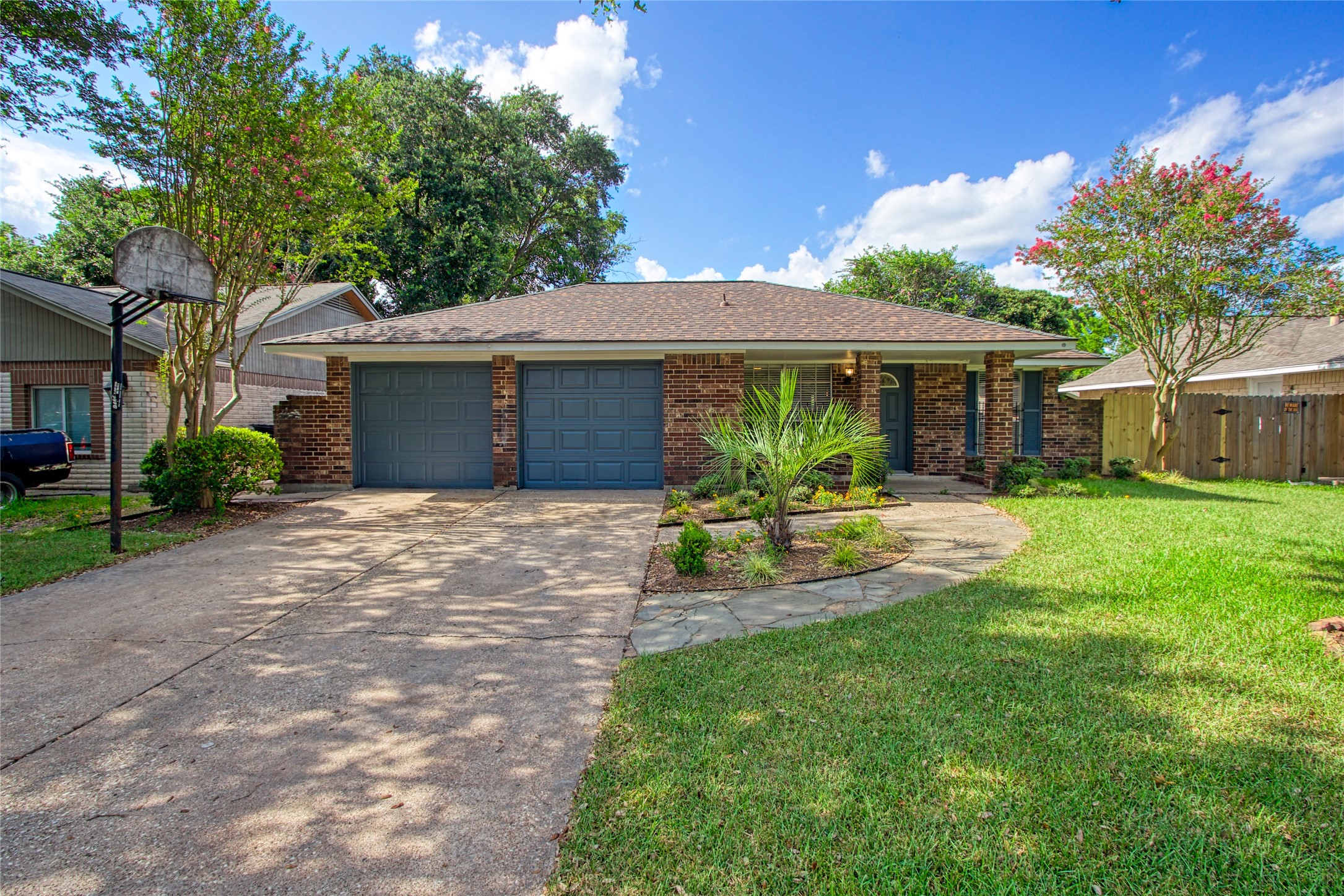 7410 Sawmill Trail Houston, TX 77040 - Photo 2 of 17 Beau