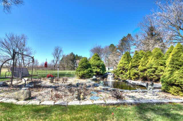 4491 North Gale Road Davison, MI 48423 - Photo 49 of 51 21133526-48.JPG