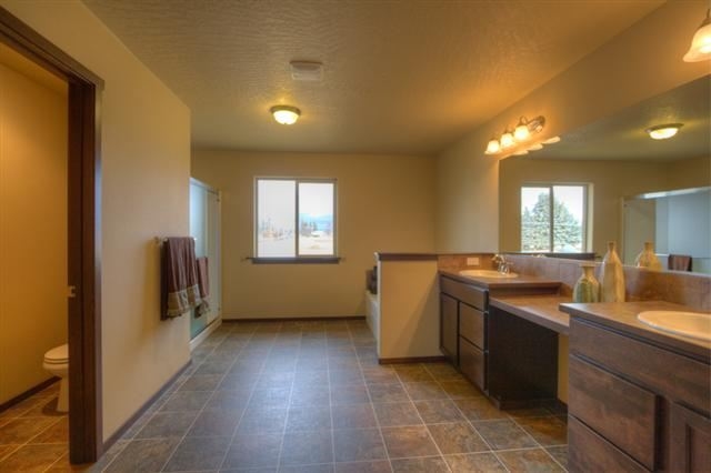 1408 South Hodges Road Spokane Valley, WA 99016 - Photo 8 of 19 Gallery Image 8