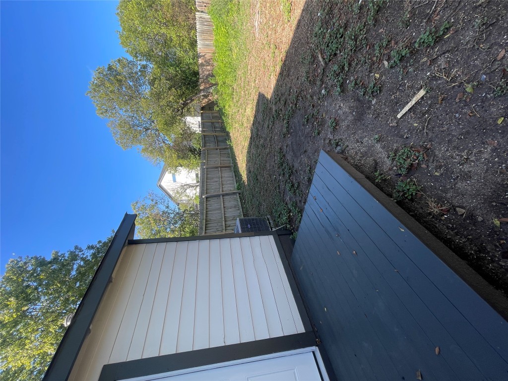 7406 Bethune Avenue Austin, TX 78752 - Photo 38 of 38 a view of a backyard of the house