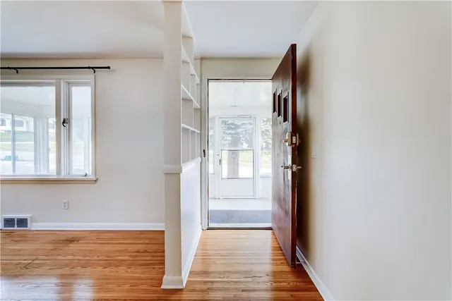 $1,995 | 159 Harwick Road, Irondequoit, NY 14609