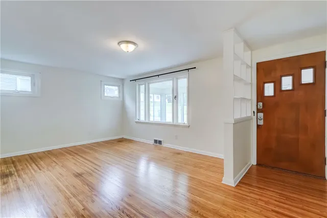 $1,995 | 159 Harwick Road, Irondequoit, NY 14609