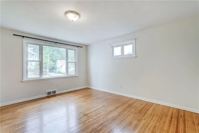 $1,995 | 159 Harwick Road, Irondequoit, NY 14609