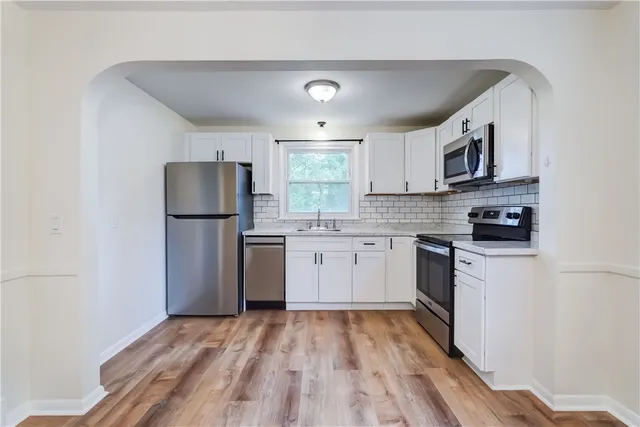 $1,995 | 159 Harwick Road, Irondequoit, NY 14609