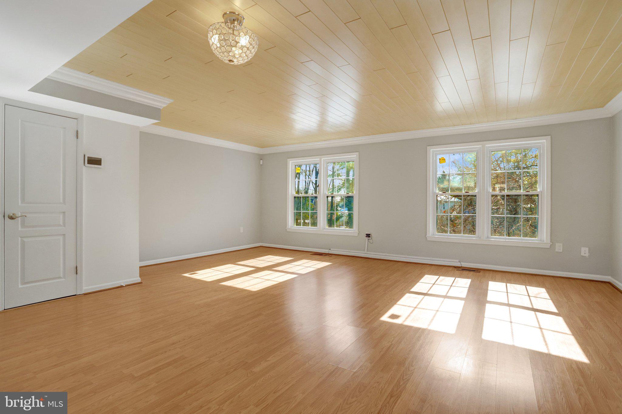 8070 Powderbrook Lane Springfield, VA 22153 - Photo 11 of 59