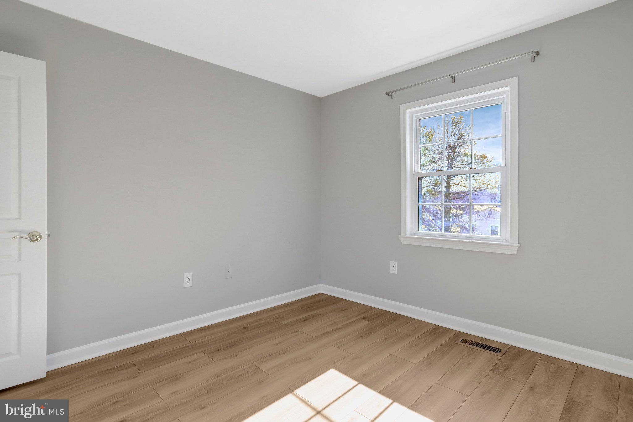 8070 Powderbrook Lane Springfield, VA 22153 - Photo 34 of 59