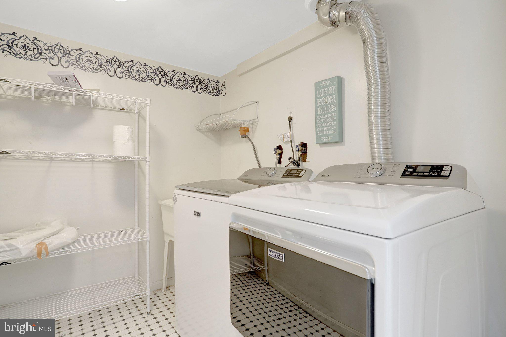 8070 Powderbrook Lane Springfield, VA 22153 - Photo 44 of 59