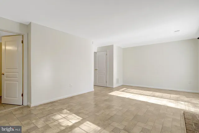 $3,500 | 8070 Powderbrook Lane, Springfield, VA 22153