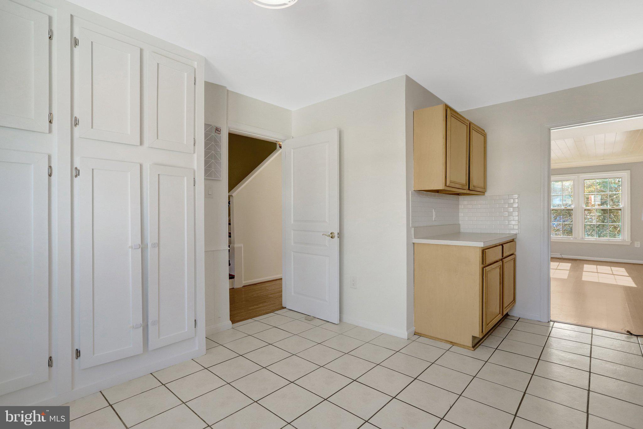 8070 Powderbrook Lane Springfield, VA 22153 - Photo 9 of 59