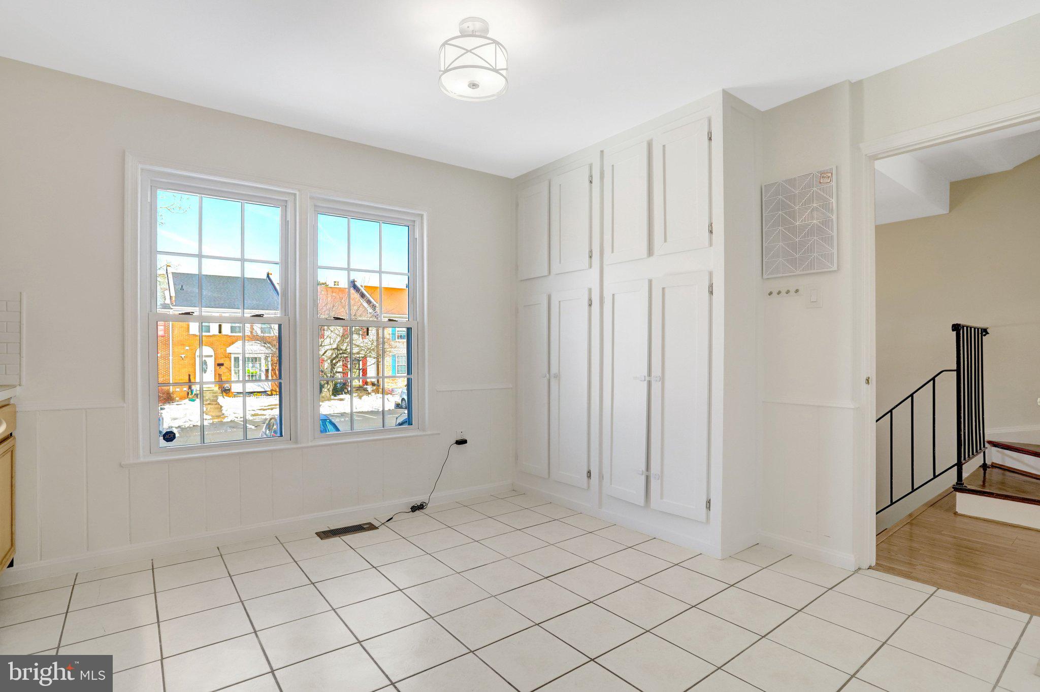 8070 Powderbrook Lane Springfield, VA 22153 - Photo 10 of 59