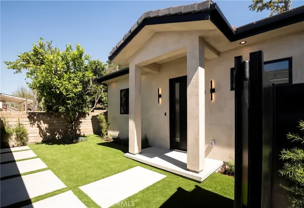 $6,450 | 6212 Acadia Avenue, Unit A, Agoura Hills, CA 91301