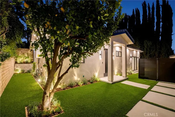 $6,450 | 6212 Acadia Avenue, Unit A, Agoura Hills, CA 91301