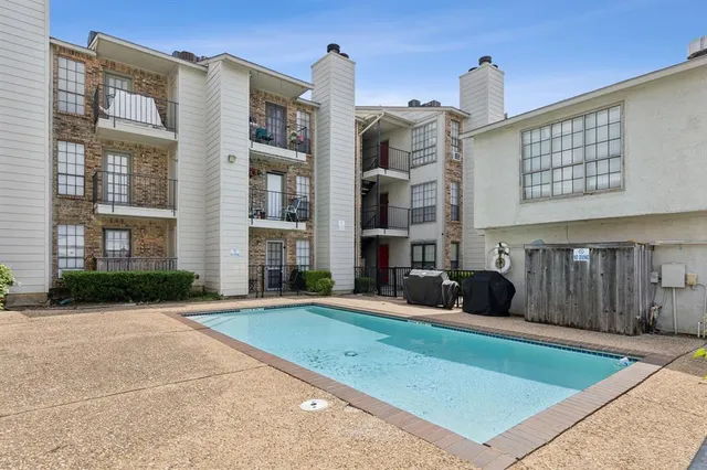 $115,000 | 7621 McCallum Boulevard, Unit 215, Dallas, TX 75252