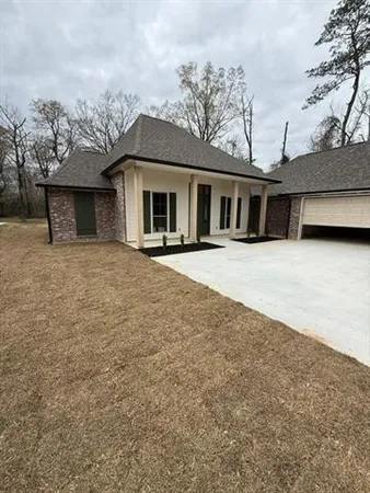 $539,995 | 22779 Plank Road, Zachary, LA 70791