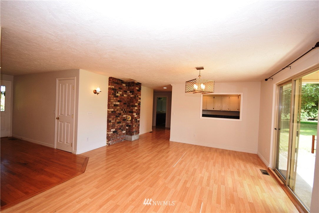 1905 West Hendrickson Road Sequim, WA 98382 - Photo 12 of 20
