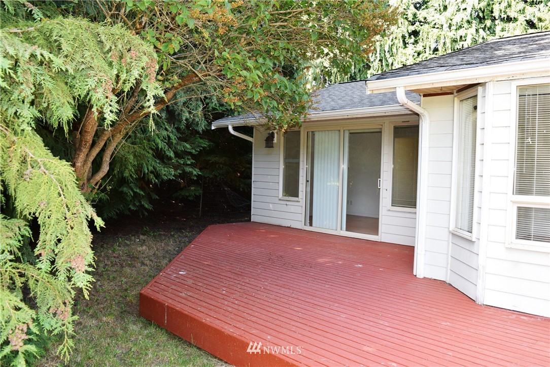 1905 West Hendrickson Road Sequim, WA 98382 - Photo 15 of 20