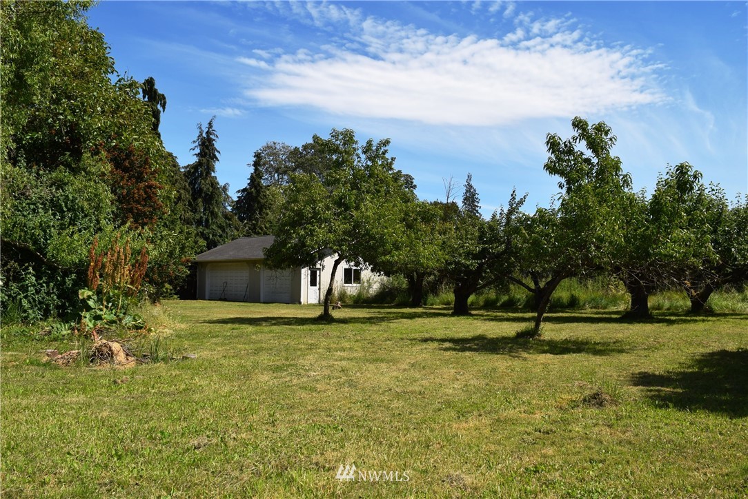 1905 West Hendrickson Road Sequim, WA 98382 - Photo 17 of 20