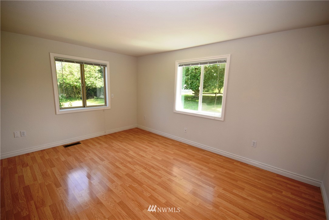 1905 West Hendrickson Road Sequim, WA 98382 - Photo 6 of 20