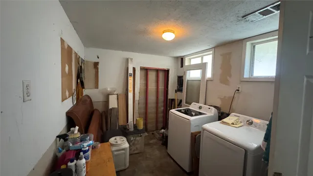 $115,000 | 4717 17th Street, Bacliff, TX 77518