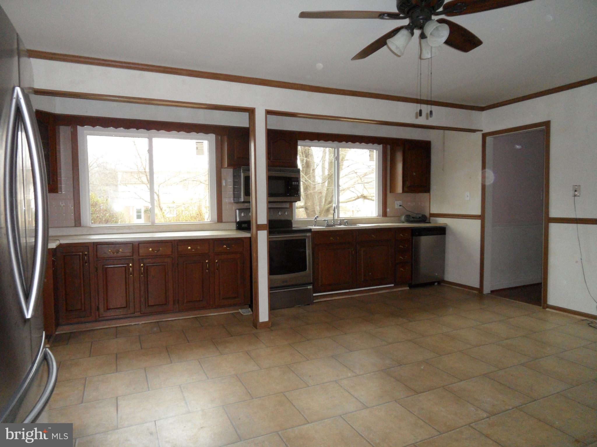 14404 Sturtevant Road Silver Spring, MD 20905 - Photo 3 of 5