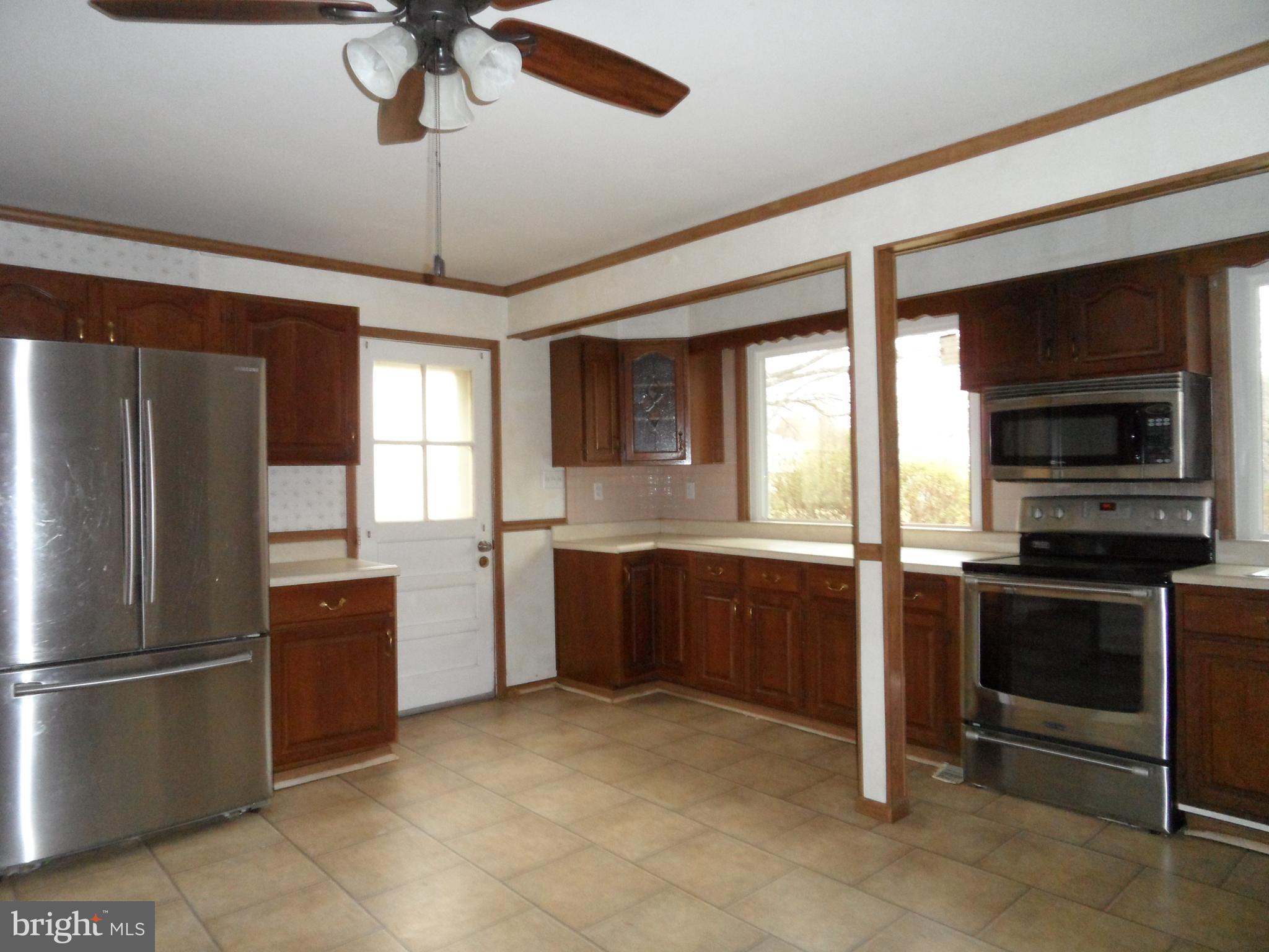 14404 Sturtevant Road Silver Spring, MD 20905 - Photo 4 of 5