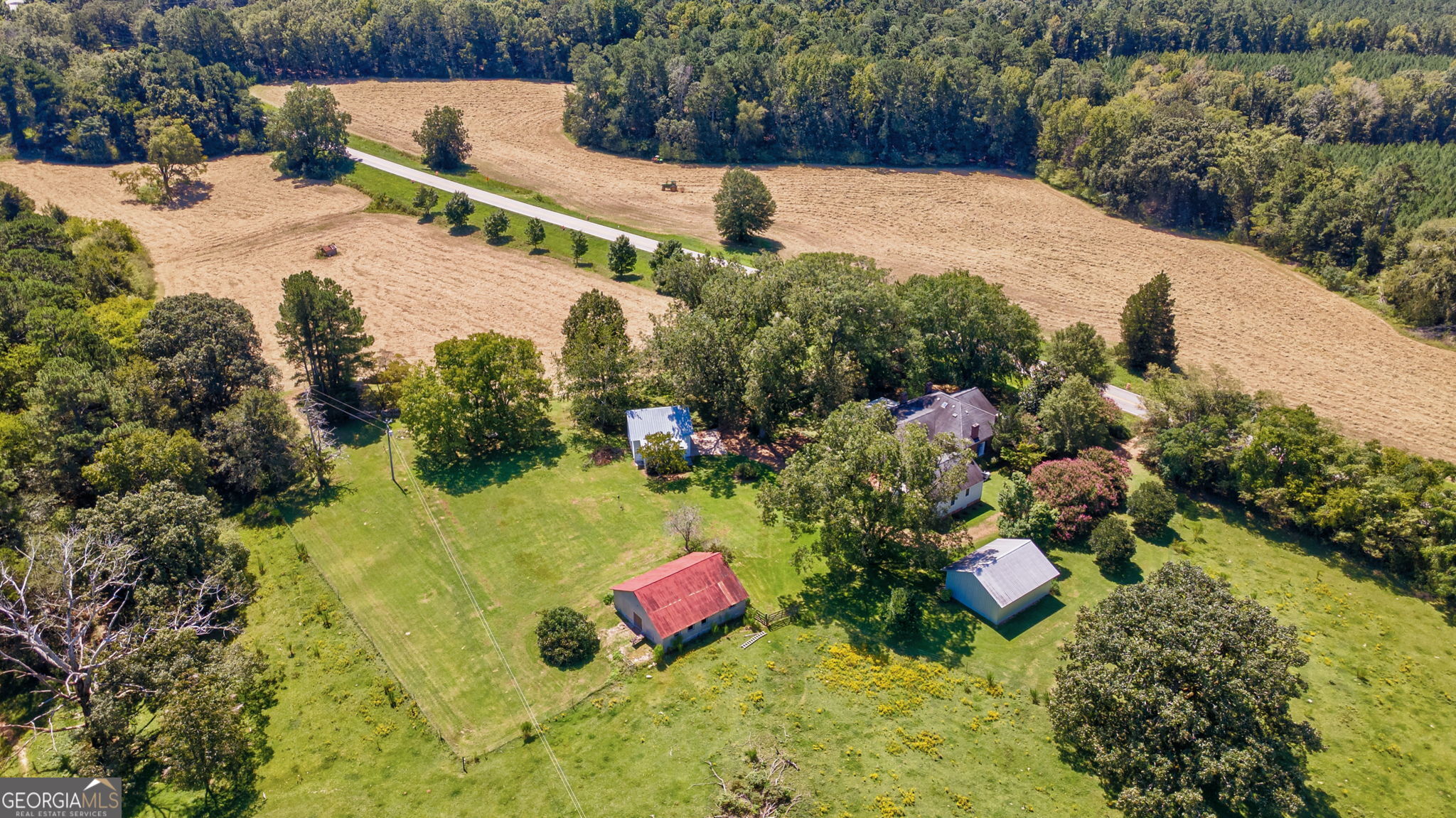 1761 Farmington Road Madison, GA 30650 - Photo 2 of 61