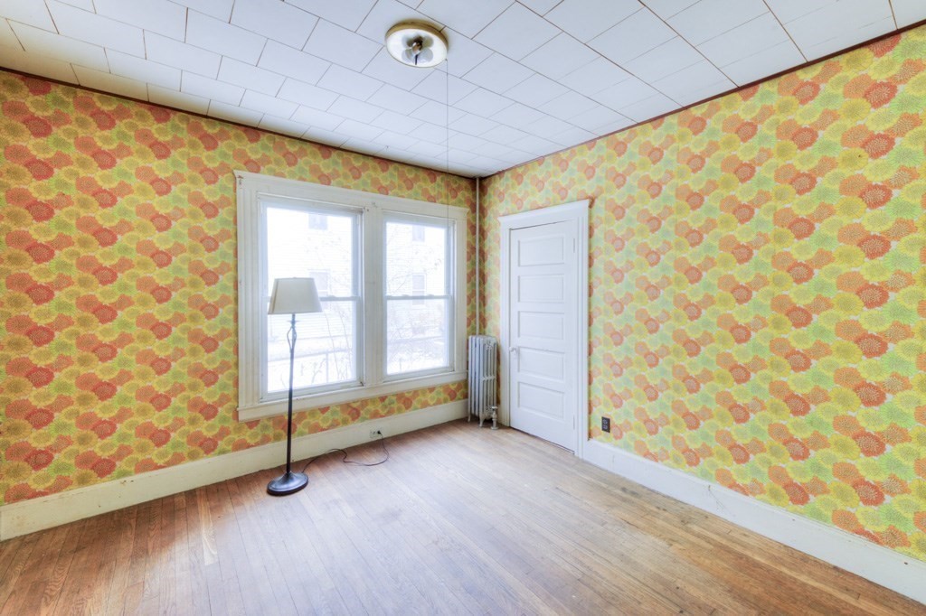 65 Paine Street Worcester, MA 01605 - Photo 15 of 36