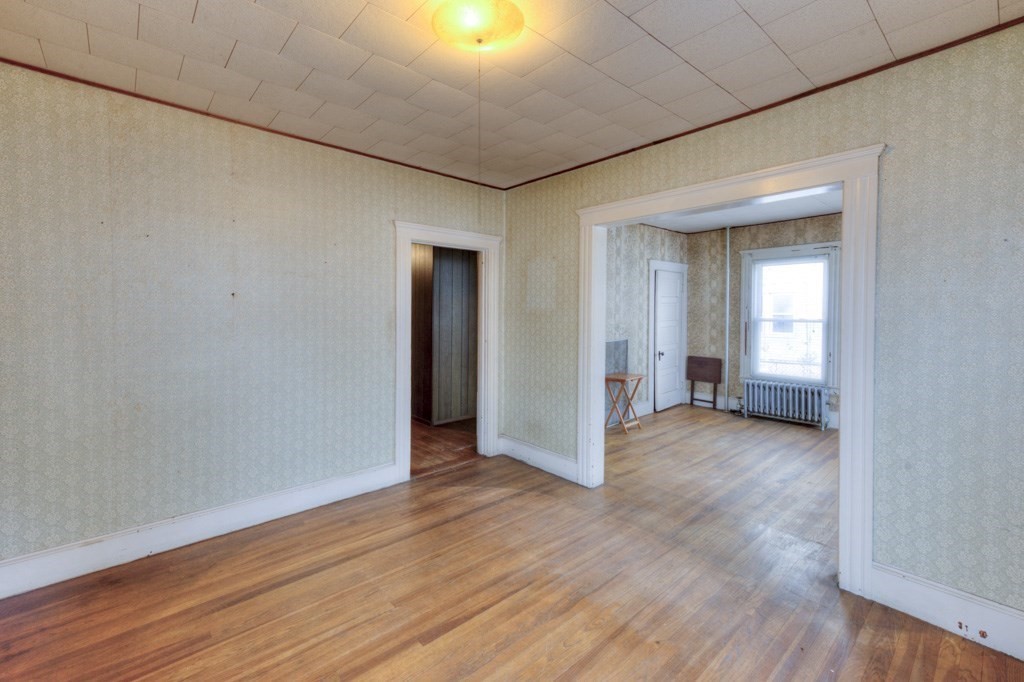 65 Paine Street Worcester, MA 01605 - Photo 10 of 36