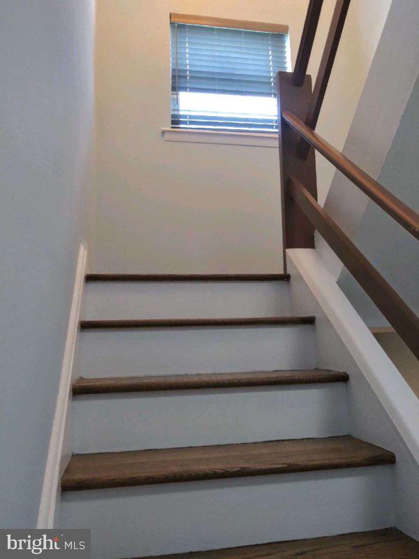 3589 Primrose Road Philadelphia, PA 19114 - Photo 17 of 18 Gallery Image 17