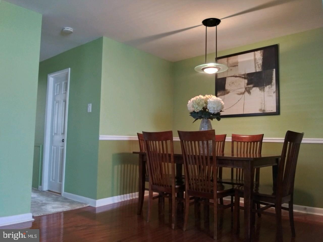 3589 Primrose Road Philadelphia, PA 19114 - Photo 4 of 18 Gallery Image 4