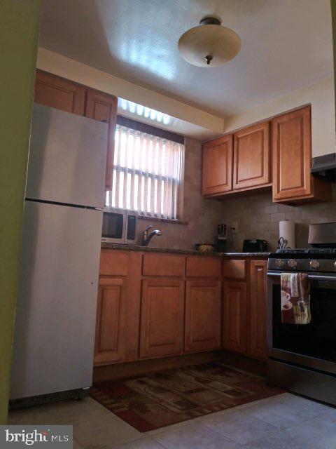 3589 Primrose Road Philadelphia, PA 19114 - Photo 8 of 18 Gallery Image 8