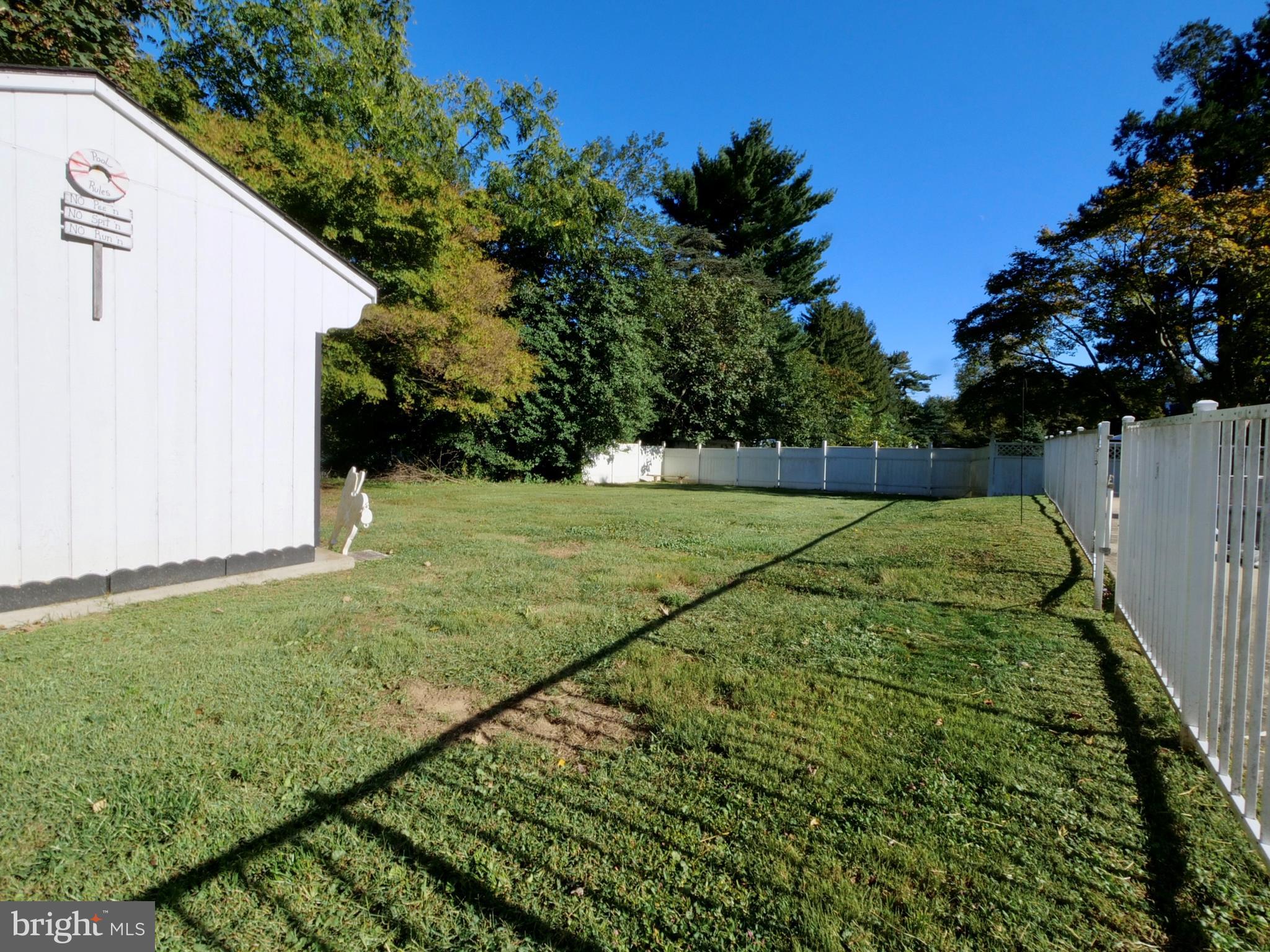 7 Arbor Lea Road Lansdowne, PA 19050 - Photo 31 of 32 BACK YARD
