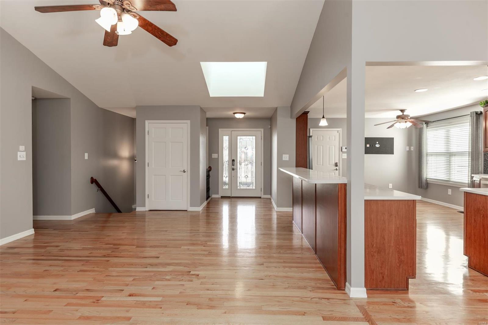 720 Cedar Bluff Court Ballwin, MO 63021 - Photo 7 of 54