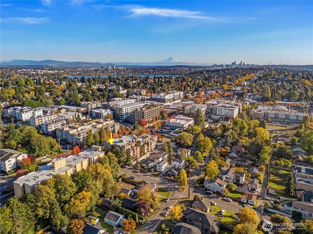 $425,000 | 8745 Greenwood Avenue North, Unit 311, Seattle, WA 98103