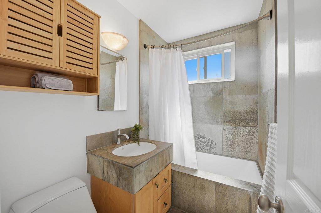 637 North Rios Avenue Solana Beach, CA 92075 - Photo 22 of 32