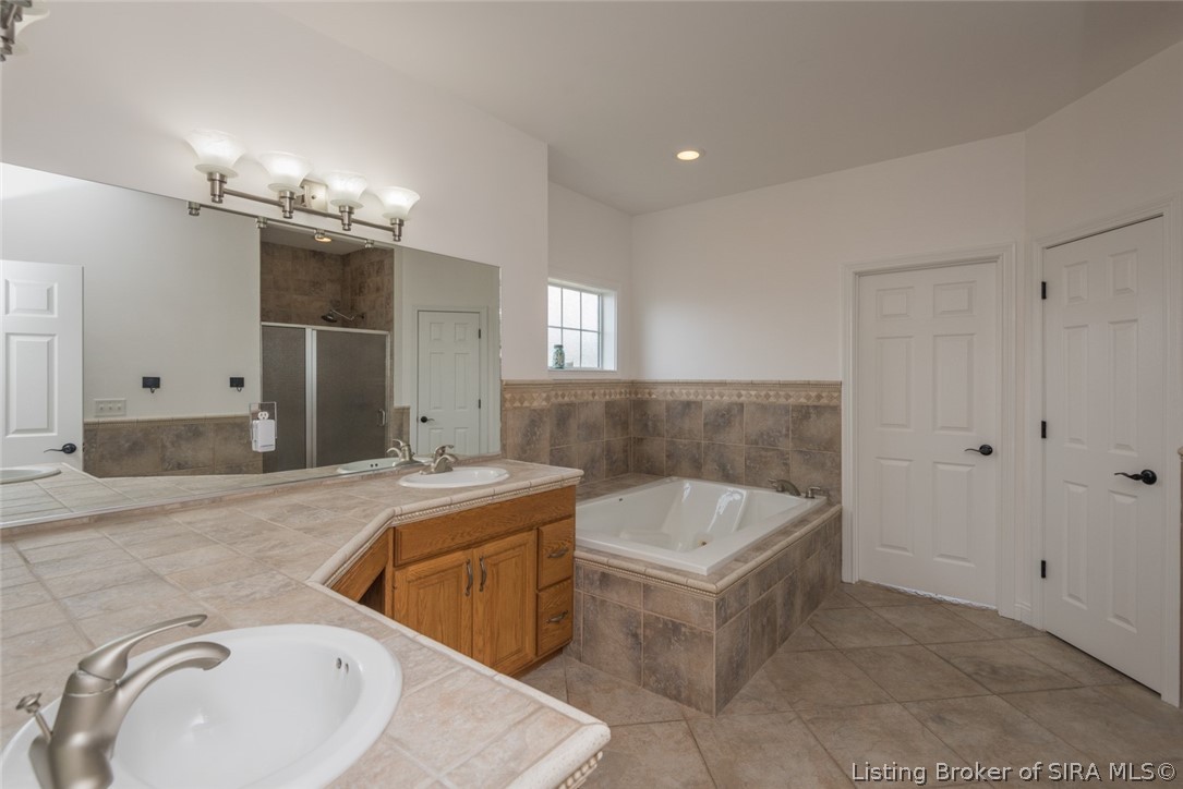 1011 Canyon Road New Albany, IN 47150 - Photo 24 of 85