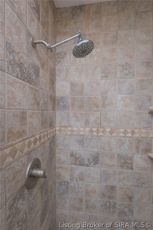 1011 Canyon Road New Albany, IN 47150 - Photo 26 of 85