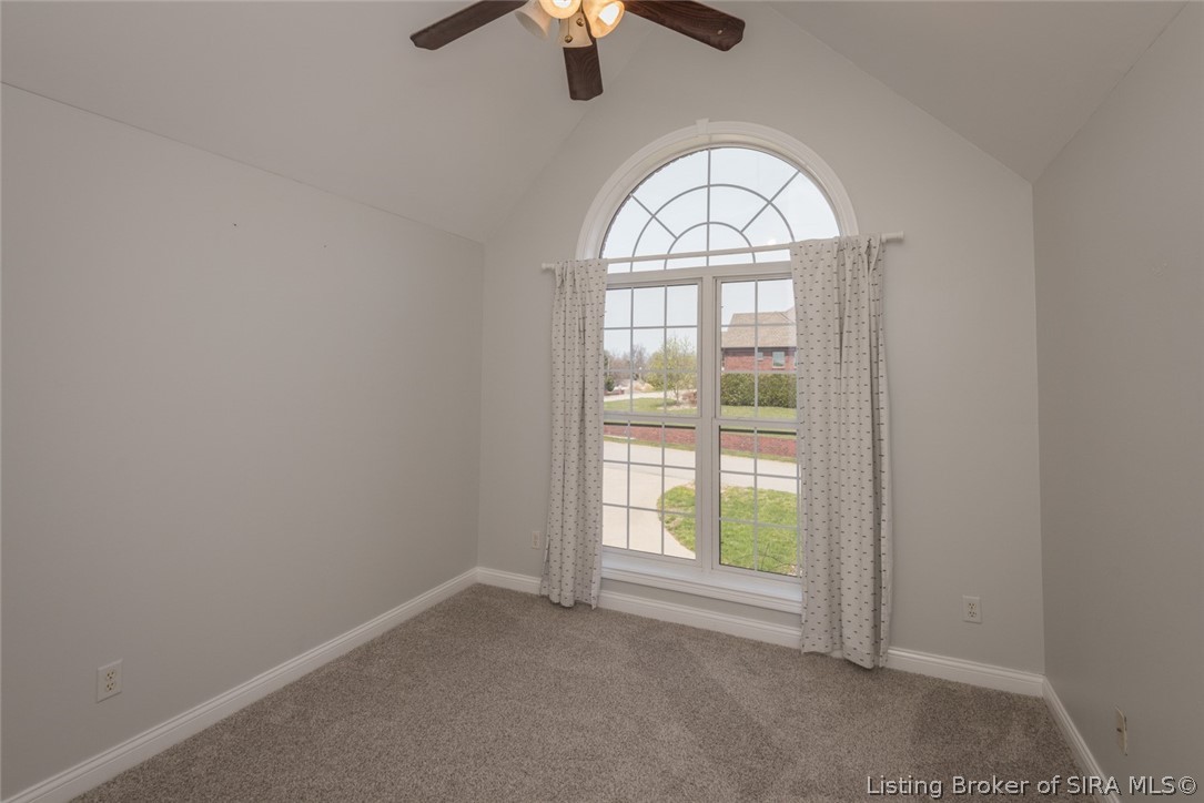 1011 Canyon Road New Albany, IN 47150 - Photo 35 of 85