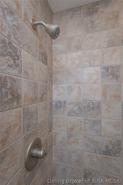 1011 Canyon Road New Albany, IN 47150 - Photo 40 of 85