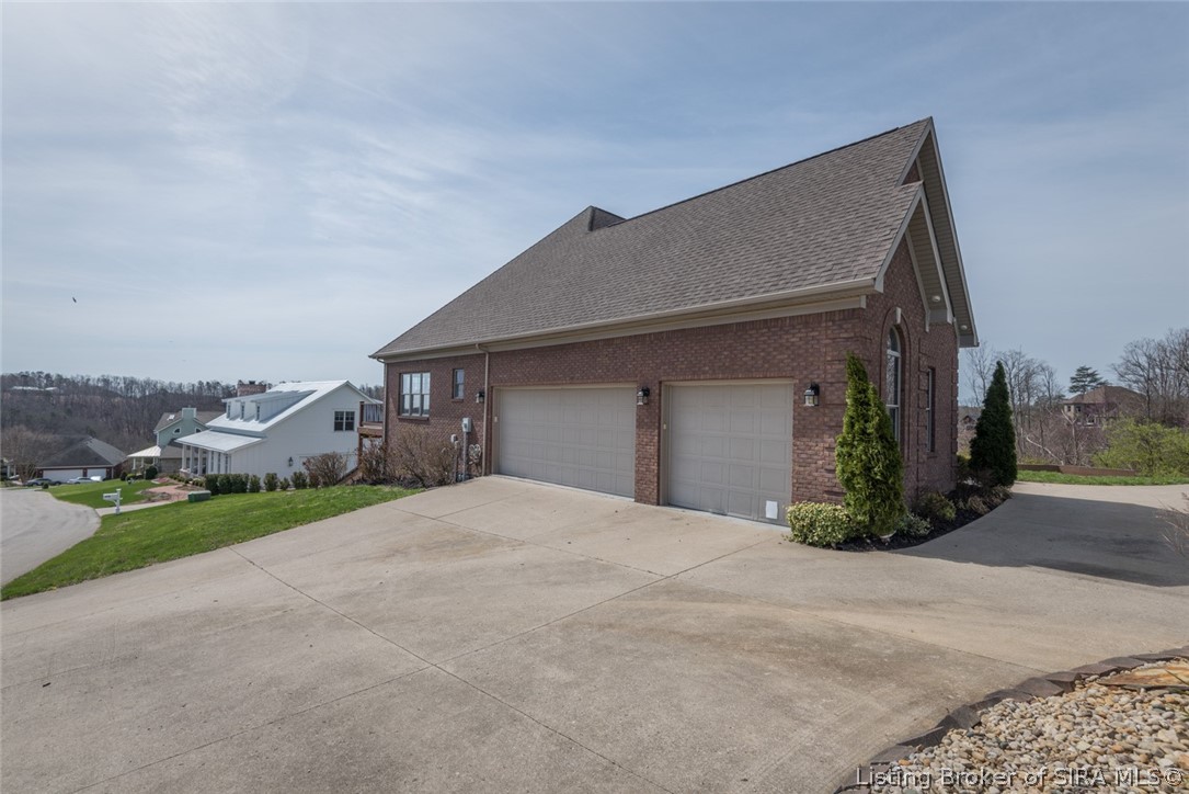 1011 Canyon Road New Albany, IN 47150 - Photo 68 of 85