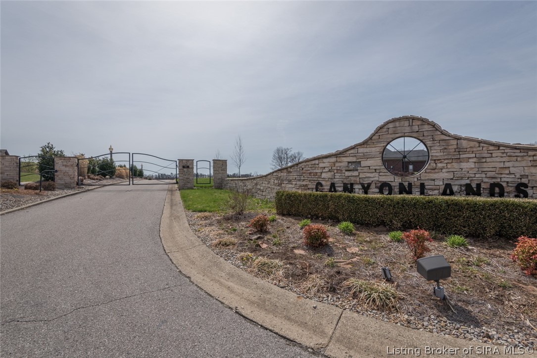 1011 Canyon Road New Albany, IN 47150 - Photo 84 of 85