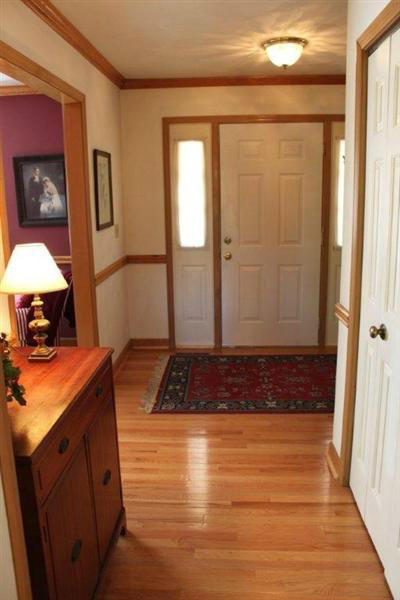 2385 Romar Road Salem, VA 24153 - Photo 4 of 43 11Entrance