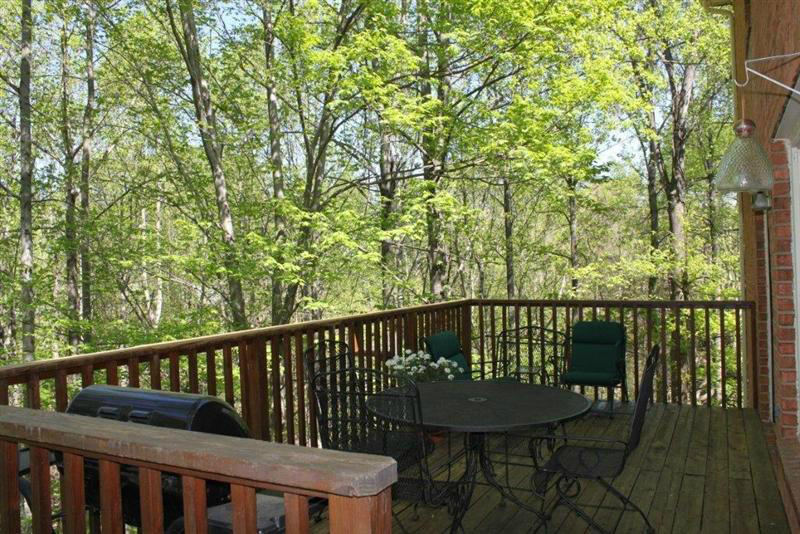 2385 Romar Road Salem, VA 24153 - Photo 35 of 43 38Upper Deck