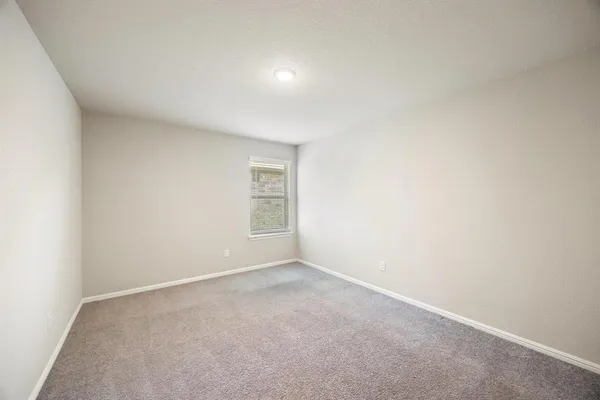 $2,450 | 4805 Cleves Avenue, Aubrey, TX 76227