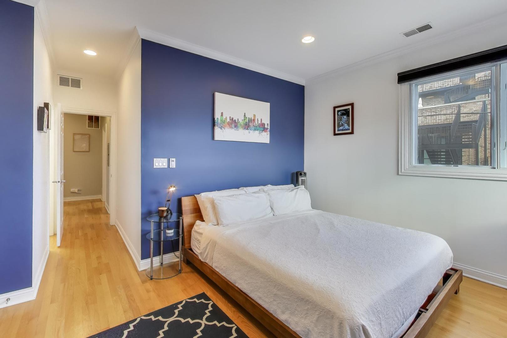 2145 North Sheffield Avenue, Unit 2 Chicago, IL 60614 - Photo 11 of 24