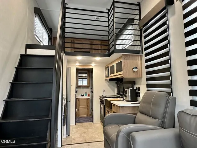 $275,000 | 4677 Carpinteria Avenue, Unit P, Carpinteria, CA 93013