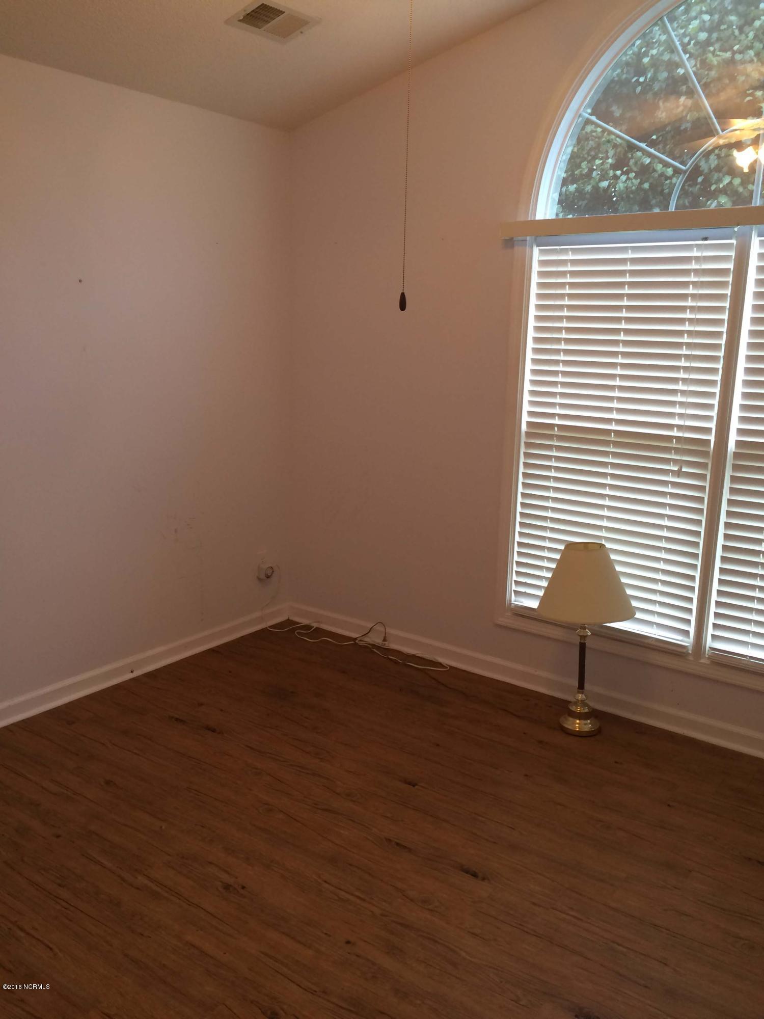 421 Deer Path Calabash, NC 28467 - Photo 5 of 9 Bedroom